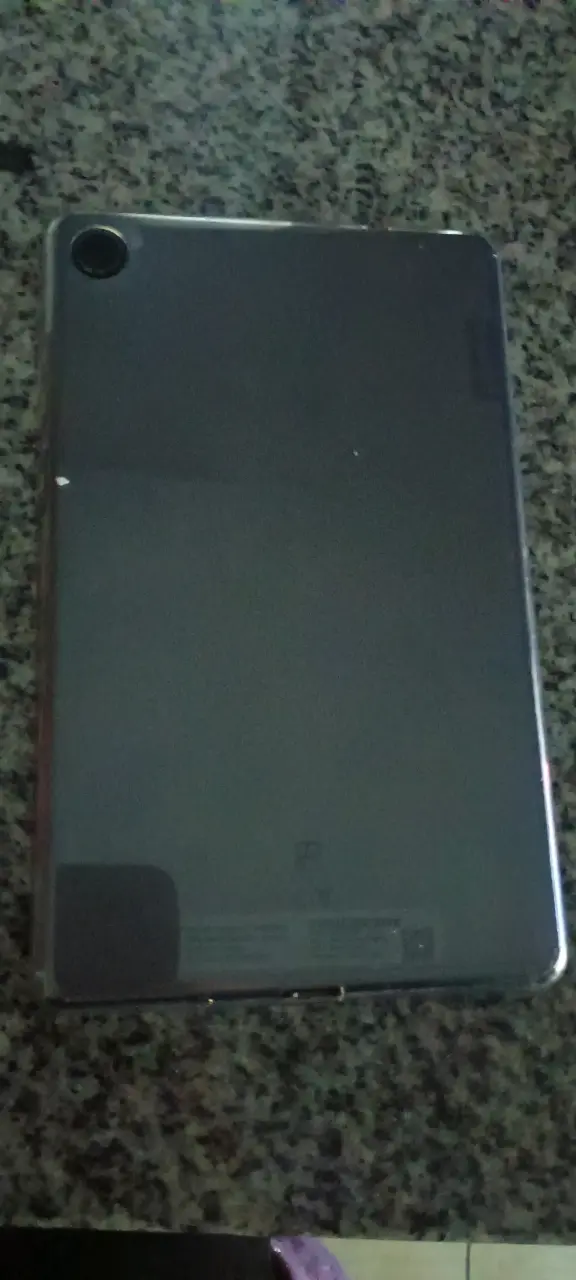 Tablet Lenovo Tab M8 con 2GB RAM - 2