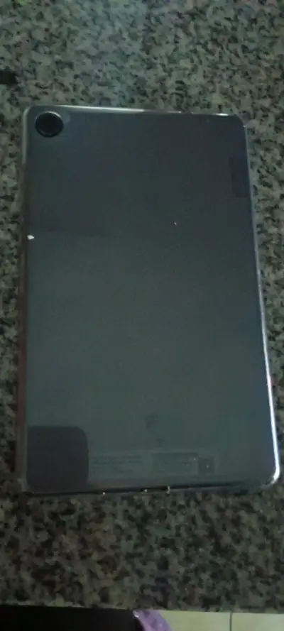 Tablet Lenovo Tab M8 con 2GB RAM - miniatura 2