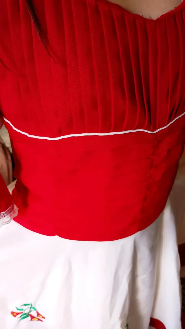 Vestido típico chileno rojo y blanco - 3