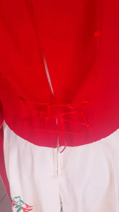 Vestido típico chileno rojo y blanco - miniatura 4