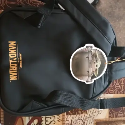Mochila Star Wars Mandalorian con diseño de Baby Yoda - miniatura 2