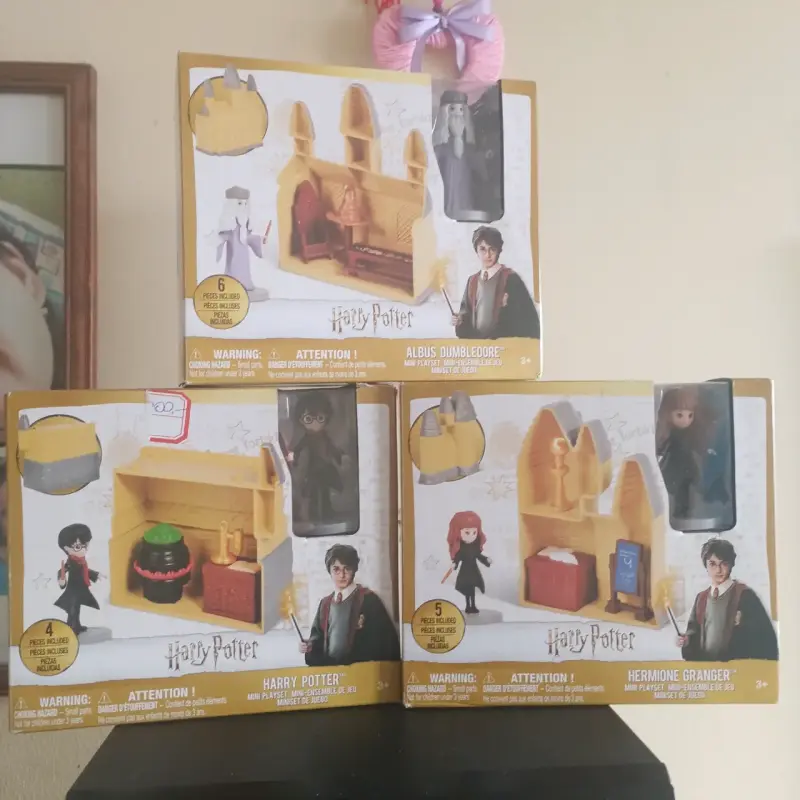 Set de juego Harry Potter con figuras de personajes - 1