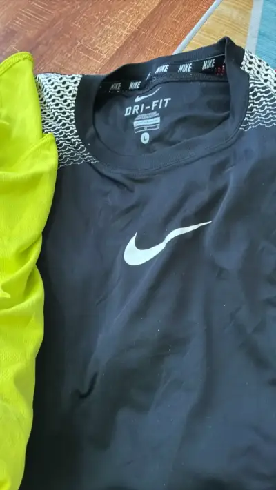 Lote de Poleras  Nike, Adidas y New Balance - miniatura 3