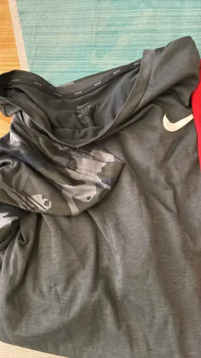 Poleras deportivas Nike y Diadora para hombre - miniatura 4