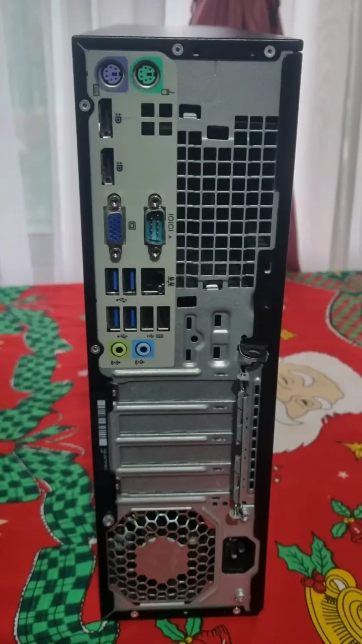 Computador de Escritorio HP Intel Core i5 - 2