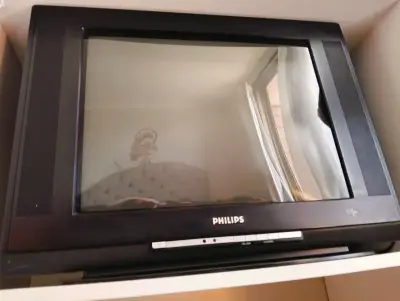 Televisor CRT Philips de 21 pulgadas - miniatura 1