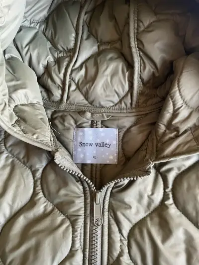 Chaqueta acolchada verde con capucha Snow Valley - miniatura 2
