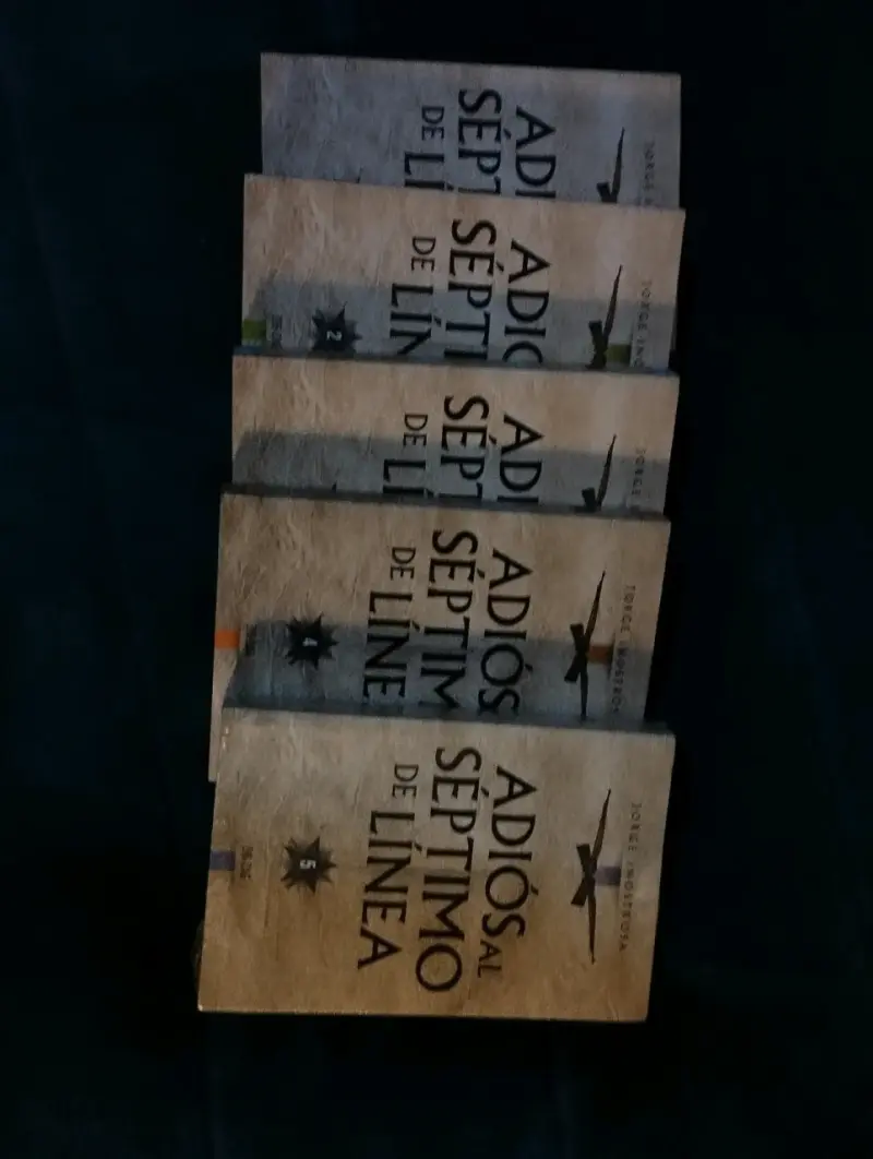 Colección de libros 'Adiós al Séptimo de Línea' de Jorge Inostrosa - 2