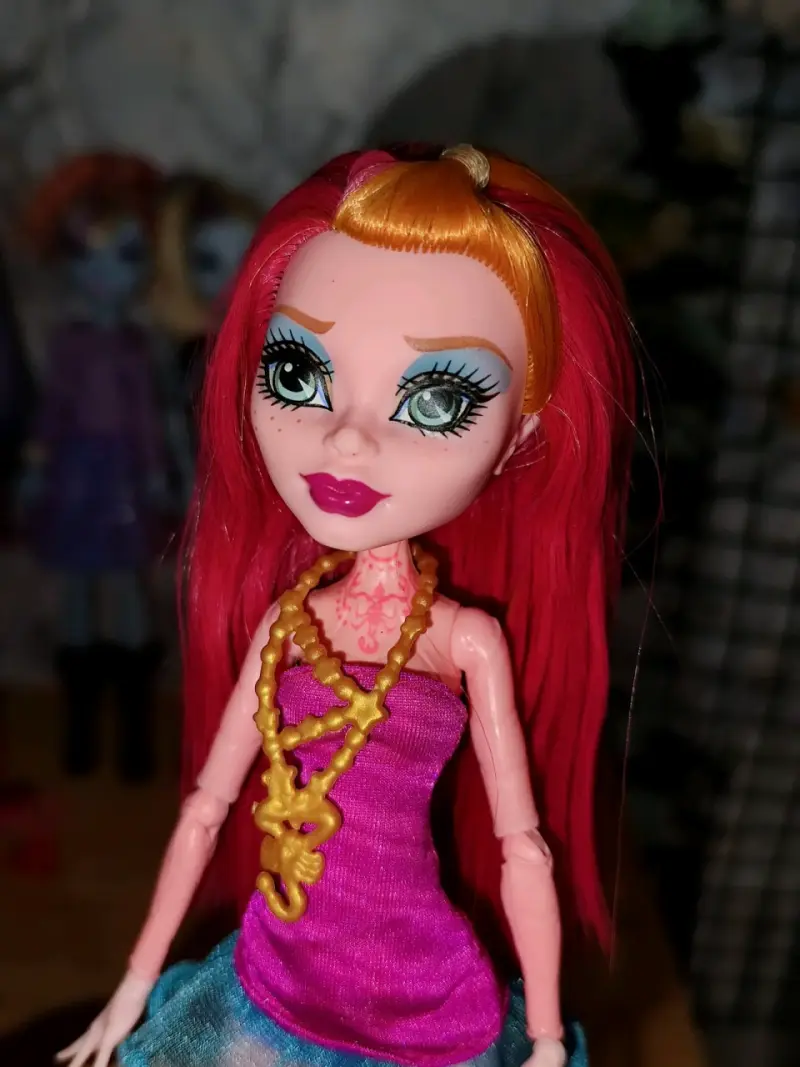 Muñeca Monster High con cabello rojo, gigi - 2