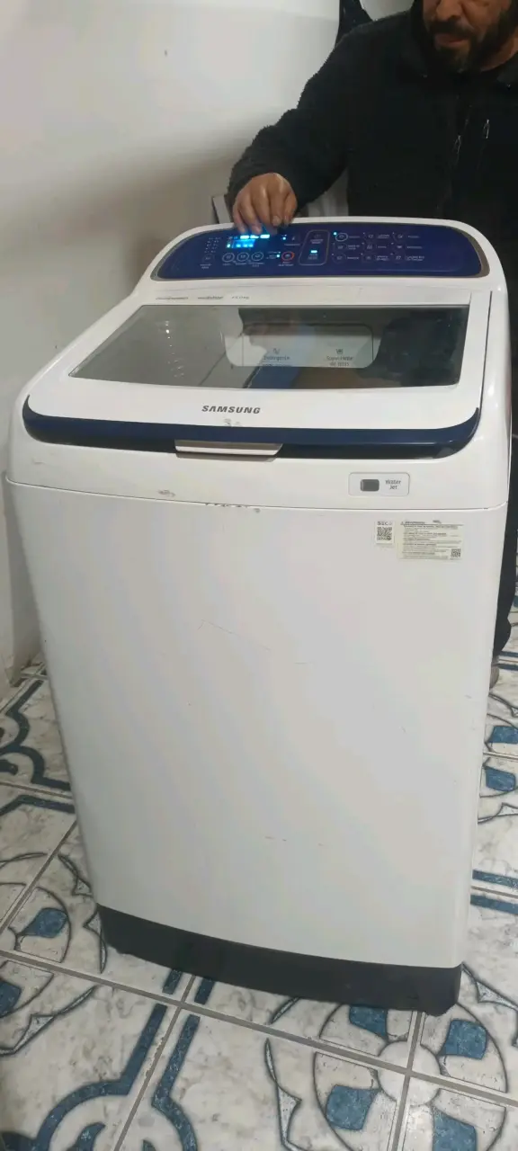 Lavadora Samsung 15 kg con tecnología Wobble - 2
