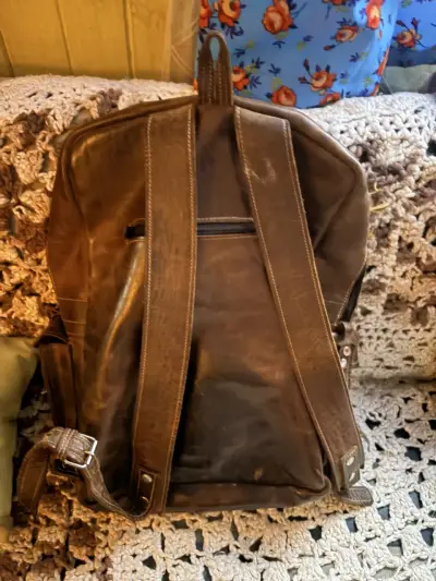 Mochila de cuero vintage marrón - miniatura 2