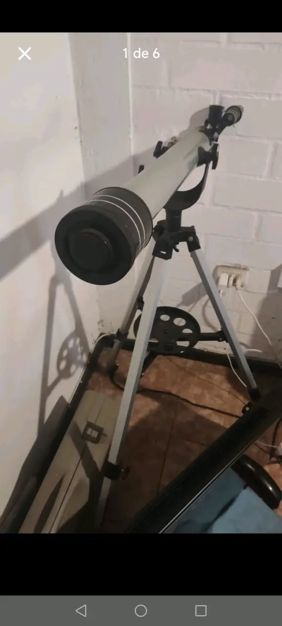 Telescopio con trípode y estuche - 1