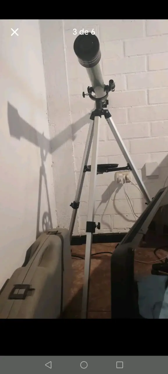 Telescopio con trípode y estuche - 3
