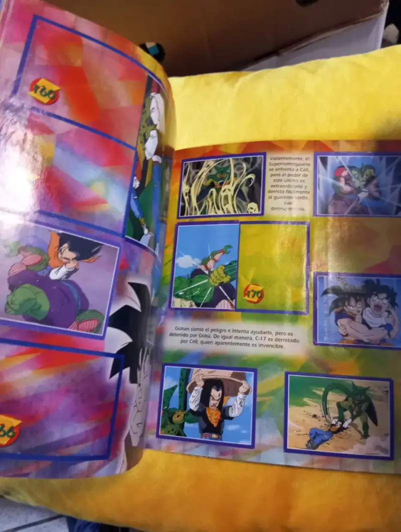 Álbum Dragon Ball Z 3 Salo de Época – Buen Estado - 4