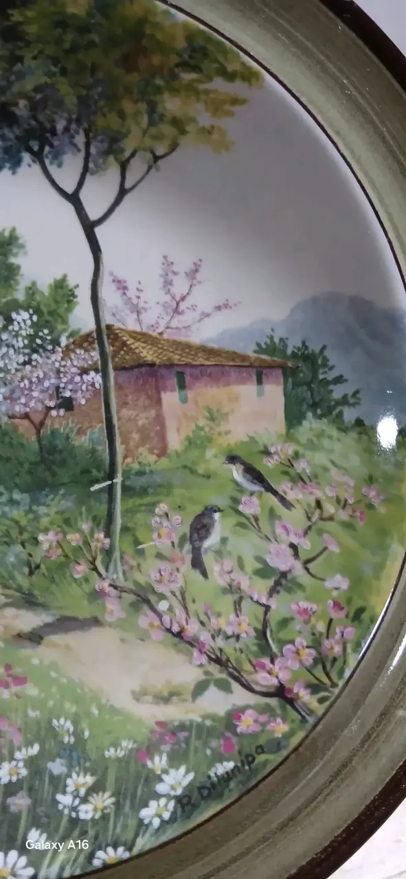 Plato decorativo de cerámica con paisaje pintado - 2