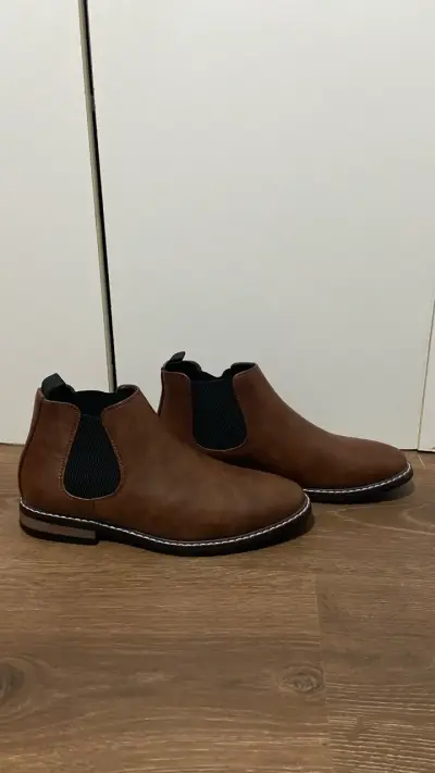 Botines Chelsea de cuero marrón para hombre - miniatura 3