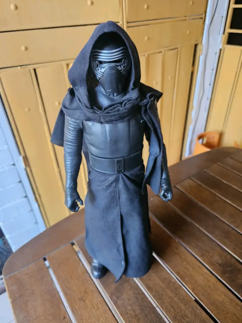 Figura de Kylo Ren 50 cm Star Wars