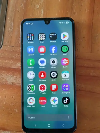 Samsung Galaxy A16 5G con caja original - miniatura 3