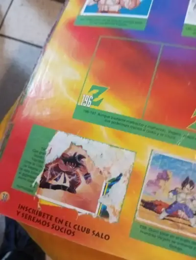Álbum Dragon Ball Z Salo de Época (40% Lleno) - Pa - miniatura 2
