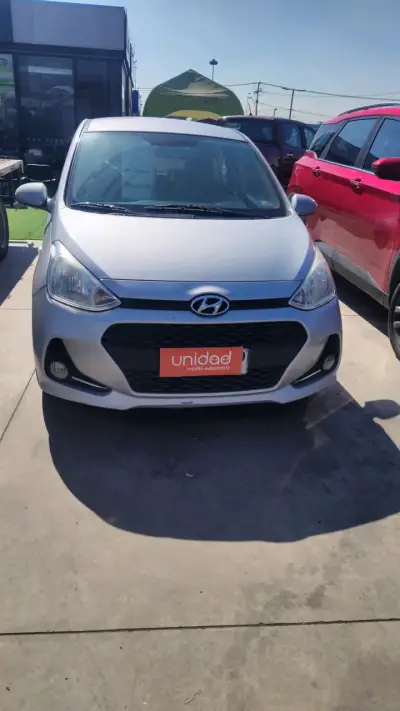 Hyundai  i10 2018 en buen estado - miniatura 1