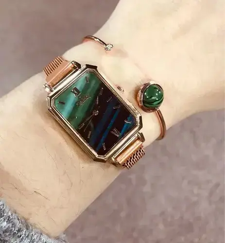 Reloj Galety dorado con pulsera verde elegante - 3