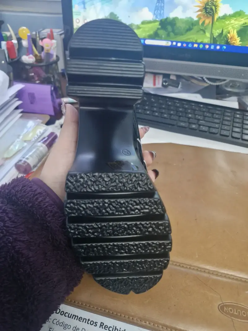 Zapatos de plataforma con diseño de telaraña - 3