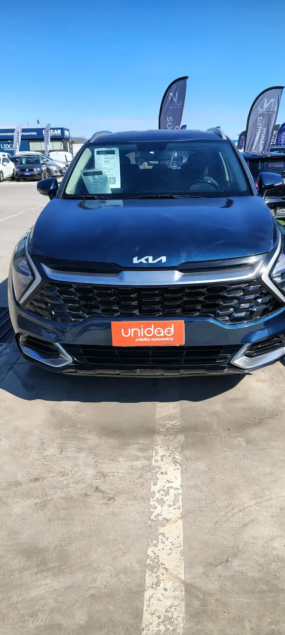 Kia Sportage 2022 SUV Azul en Buen Estado - 2