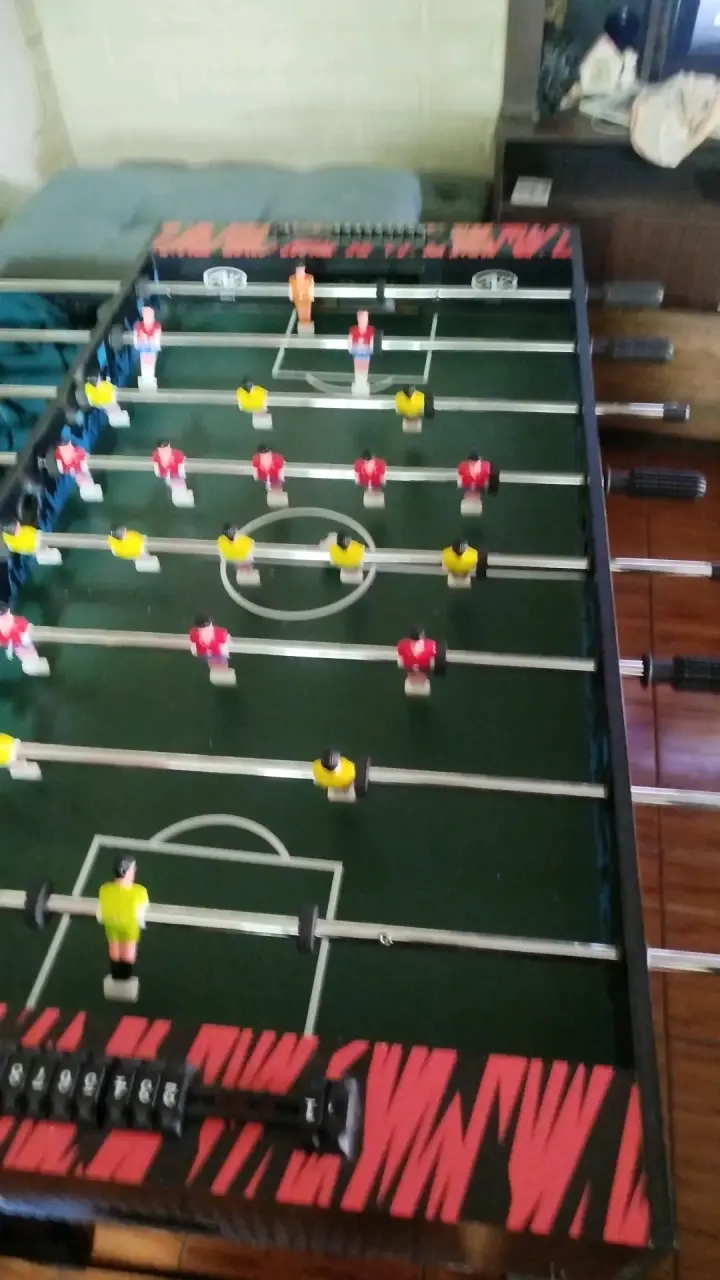 Taca taca de mesa Athletic con diseño colorido - 2