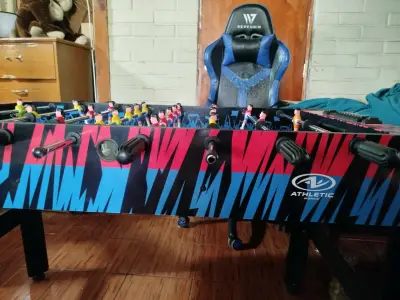 Taca taca de mesa Athletic con diseño colorido - miniatura 3