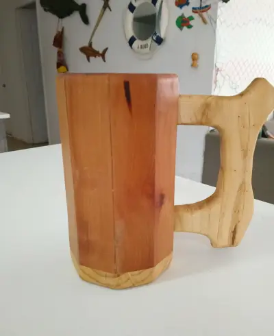 Jarras de madera artesanal para cerveza - miniatura 1