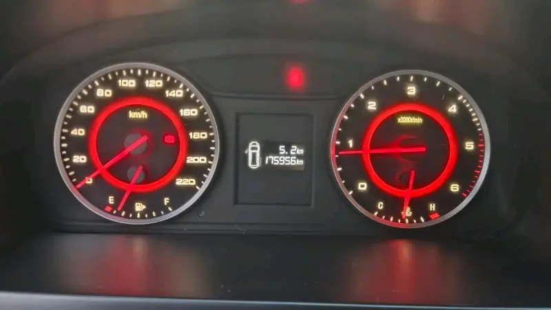 MaxussFurgón utilitario blanco en buen estado - 3