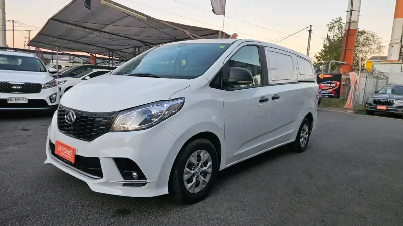 MaxussFurgón utilitario blanco en buen estado - 4
