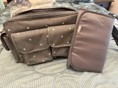 Bolso cambiador de pañales gris con estrellas - miniatura 2