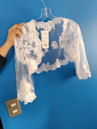 Vestido de novia La Casa Blanca con encaje - miniatura 1