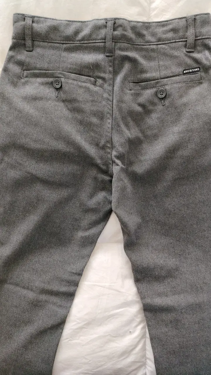 Pantalones grises Maui & Sons para hombre - 2