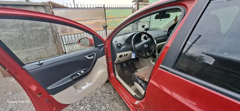 JAC J3. 137 Sport Hatchback Rojo en Buen Estado - 6