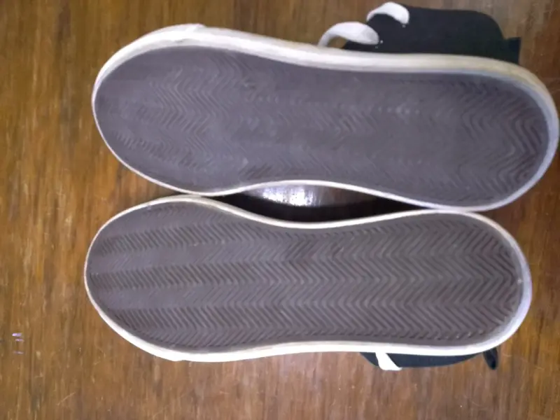 Zapatillas negras de lona con caña alta - 4
