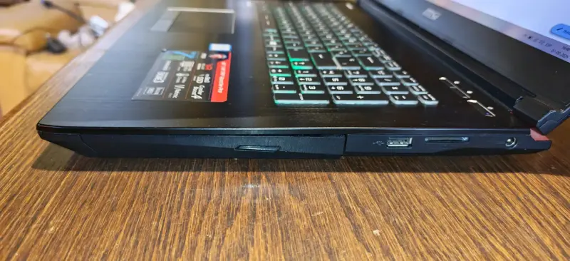 Notebook MSI GE72VR 7RF Apache Pro - 6