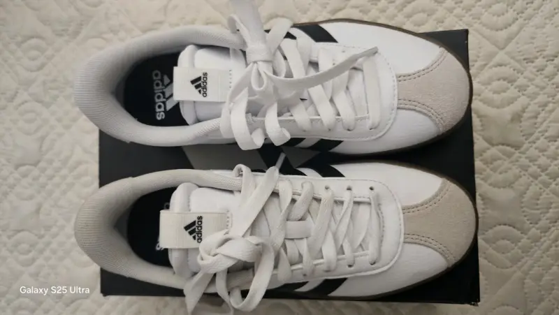 Zapatillas deportivas blancas Adidas - 1
