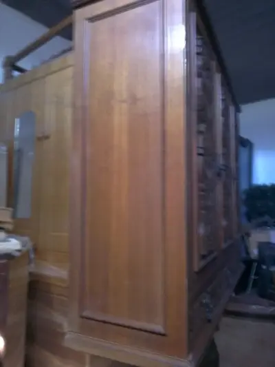 Armario de madera roble tallada vintage - miniatura 4