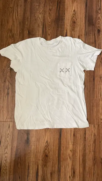 Polera UNIQLO - miniatura 1