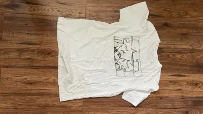 Polera UNIQLO - miniatura 2