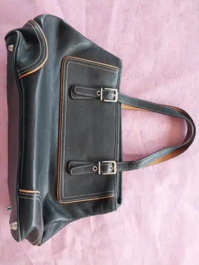 Bolso de cuero negro Coach con detalles marrones - miniatura 4