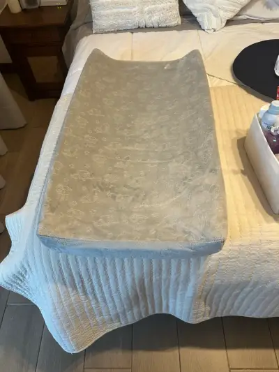 Mudador gris con funda extraíble - miniatura 1