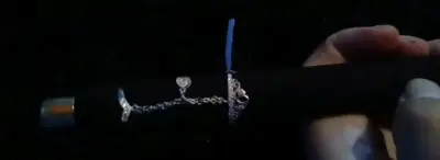 Anillo doble con cadena y detalles brillantes - miniatura 1
