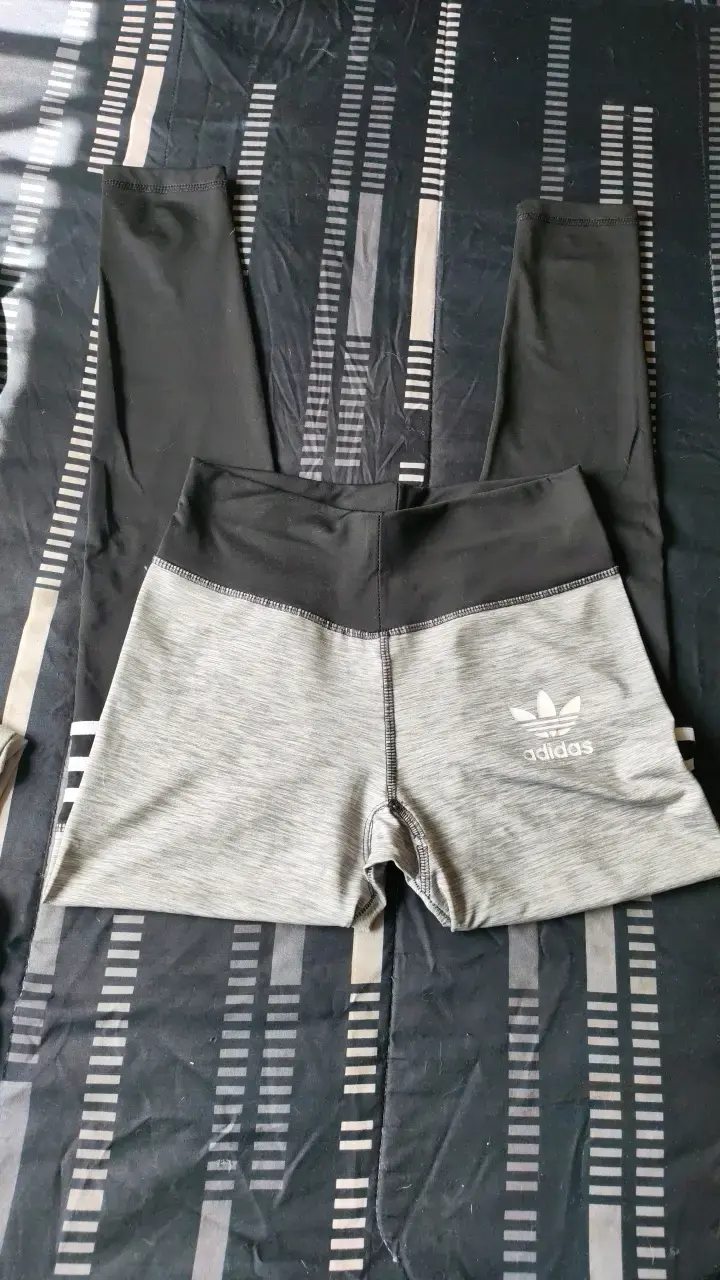 Leggings deportivos Adidas gris y negro talla s/m - 2