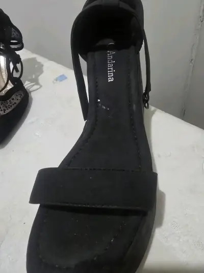 Sandalias de tacón negras Andarina - miniatura 2