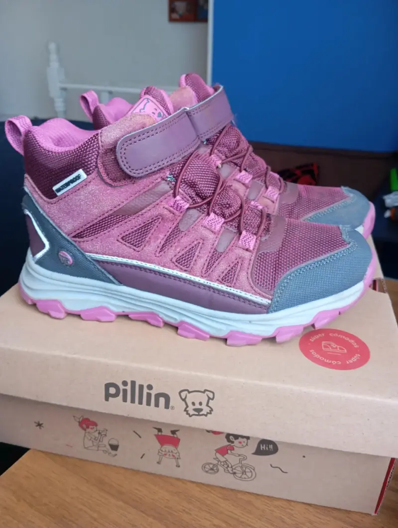 Zapatillas outdoor rosadas para niños Pillin