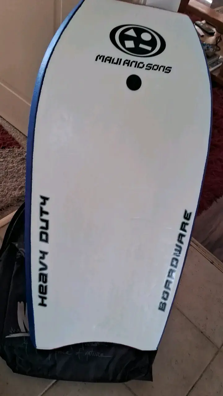 Bodyboard Invader GX 51 con funda Maui & Sons - 5