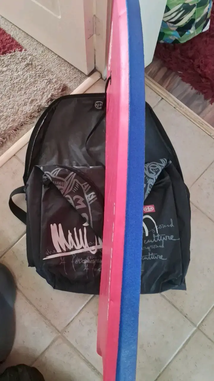 Bodyboard Invader GX 51 con funda Maui & Sons - 6